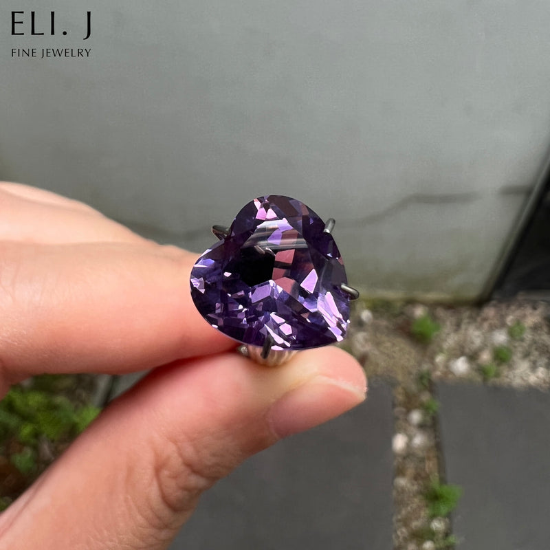 Amethyst  (Bespoke Deposit): Heart, 3.52ct (Ref. 341)