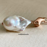 "The Finger Heart" Baroque Pearl 18K Rose Gold Necklace