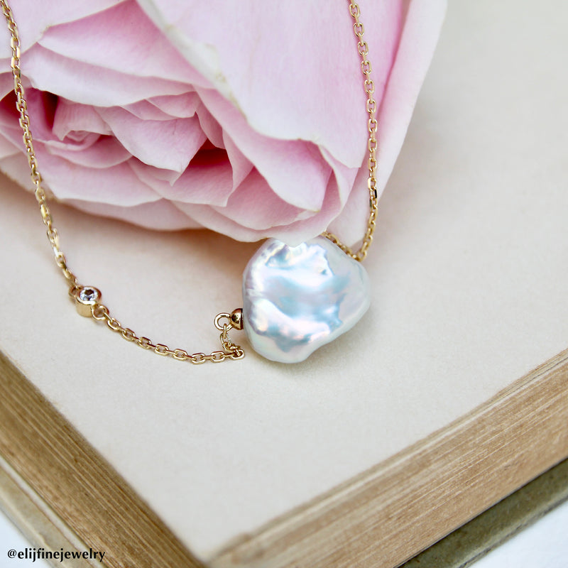 "The Dreamer" 9K Yellow Gold Necklace (The Clouds Collection: Keshi Pearl)