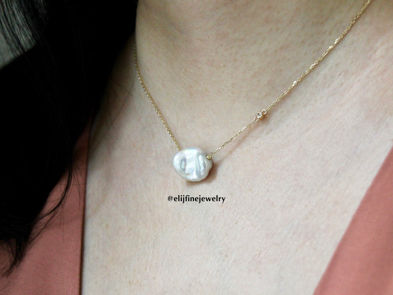 "The Dreamer" 9K Yellow Gold Necklace (The Clouds Collection: Keshi Pearl)
