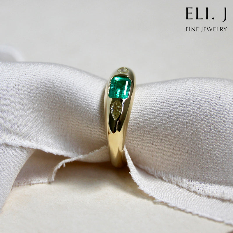 Eden: Emerald & Fancy Yellow Diamond 18K Yellow Gold Ring